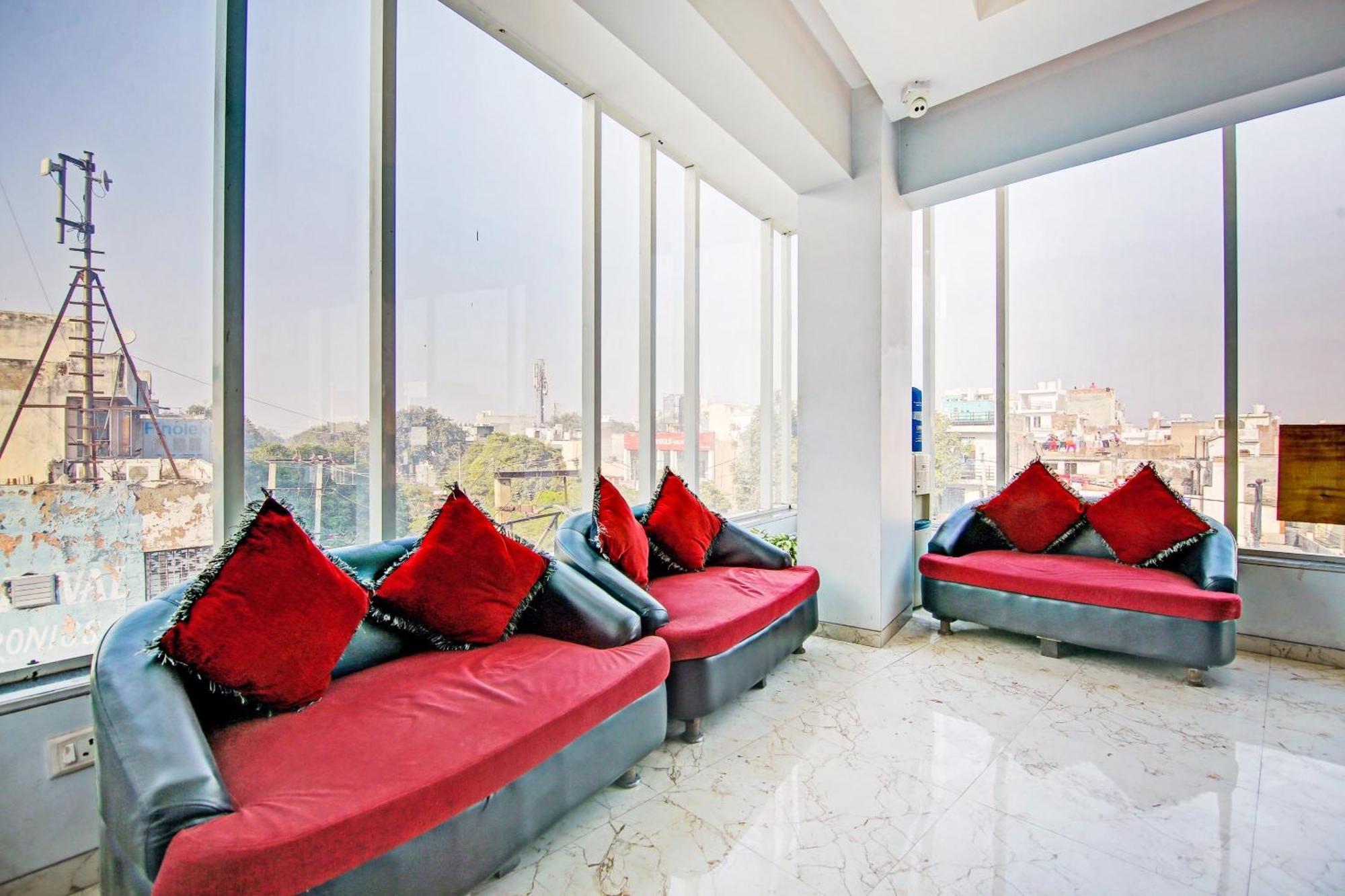 Super Townhouse Geetanjali Inn Gurgaon Exterior foto